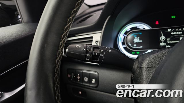 Kia Niro 2018 — photo 18