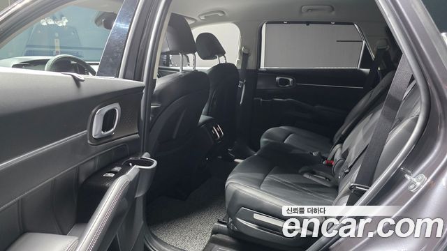 Kia Sorento 2023 — photo 18