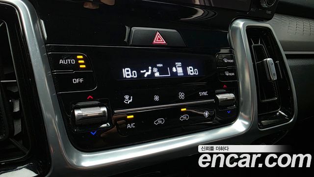Kia Sorento 2023 — photo 23