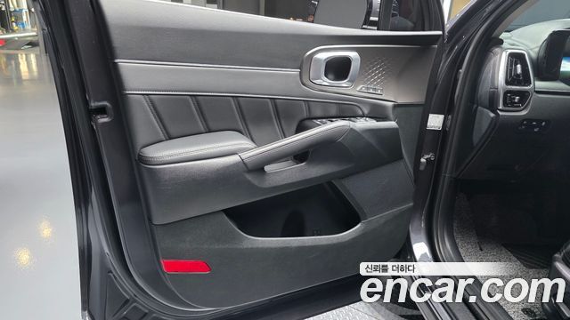 Kia Sorento 2023 — photo 14