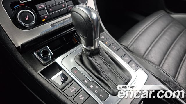 Volkswagen CC 2012 — photo 9