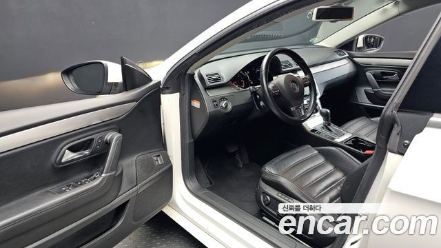 Volkswagen CC 2012 — photo 10