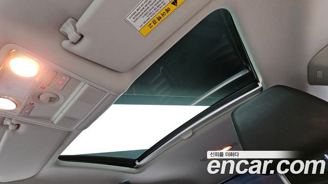 Volkswagen CC 2012 — photo 17