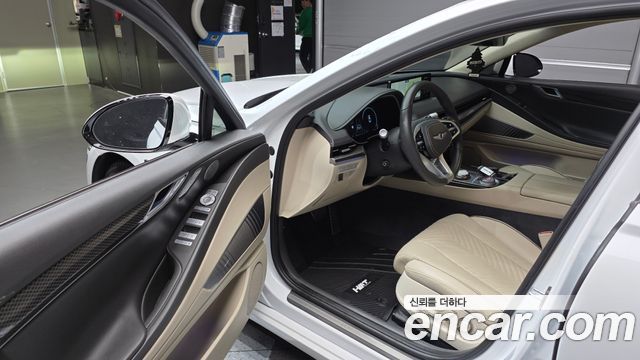 Genesis G80 2023 — photo 13