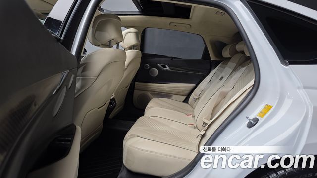 Genesis G80 2023 — photo 18