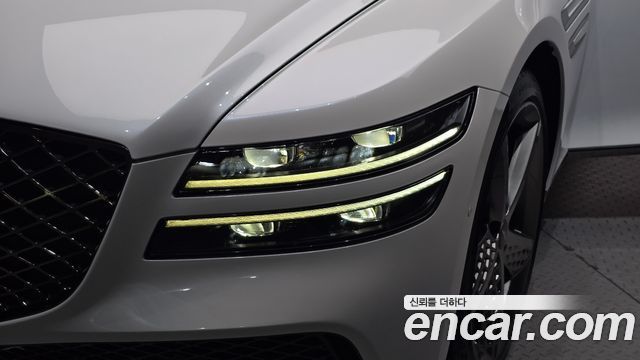 Genesis G80 2023 — photo 8