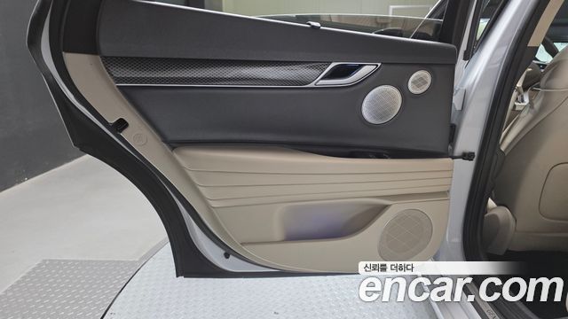 Genesis G80 2023 — photo 15