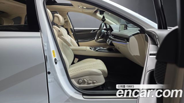 Genesis G80 2023 — photo 16
