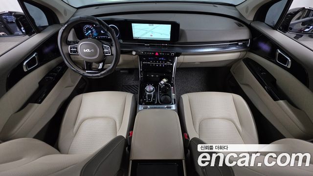 Kia Canival 2023 — photo 10