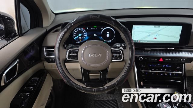 Kia Canival 2023 — photo 19