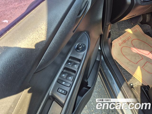 Chevrolet Korea Spark 2017 — photo 10