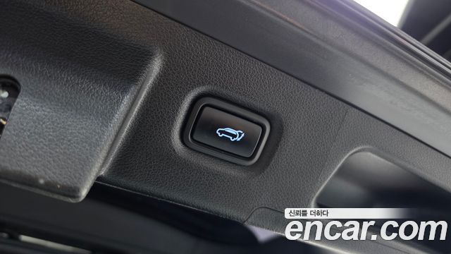 Hyundai Santafe 2021 — photo 17