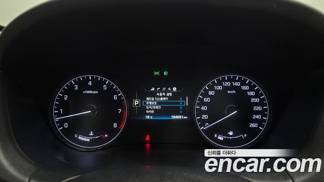 Hyundai Genesis 2016 — photo 8