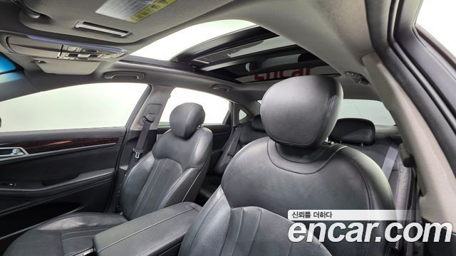 Hyundai Genesis 2016 — photo 12
