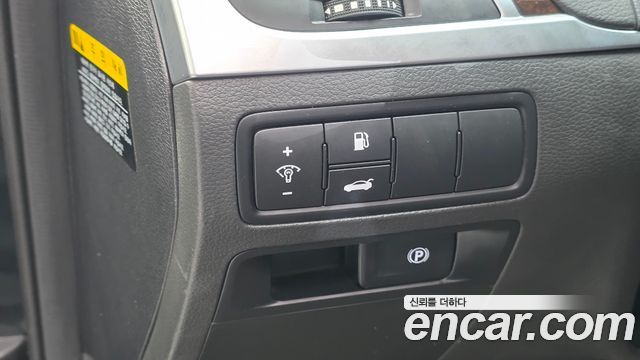 Hyundai Genesis 2016 — photo 14