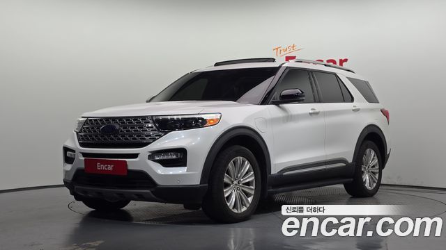 Ford Explorer 2020 — photo 1