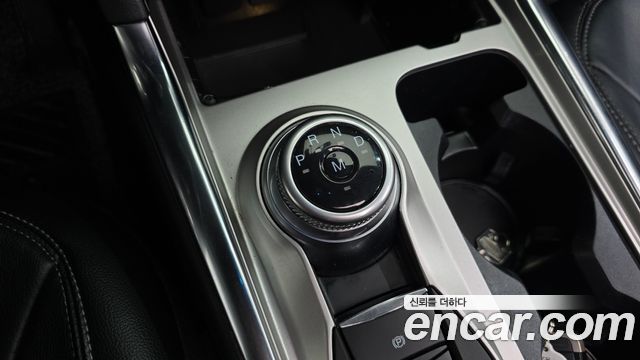Ford Explorer 2020 — photo 9