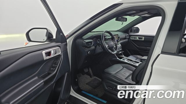 Ford Explorer 2020 — photo 10