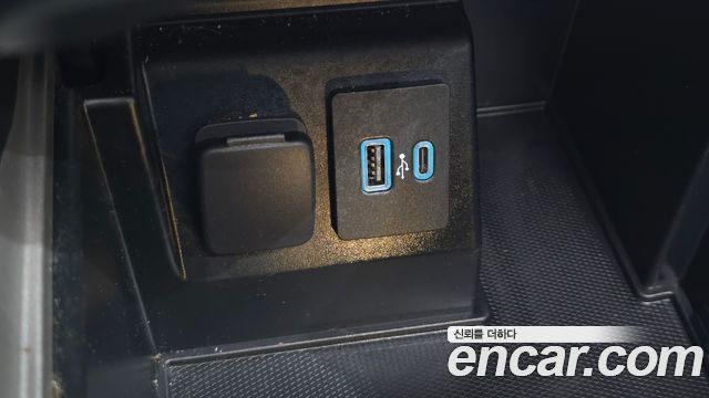 Ford Explorer 2020 — photo 13