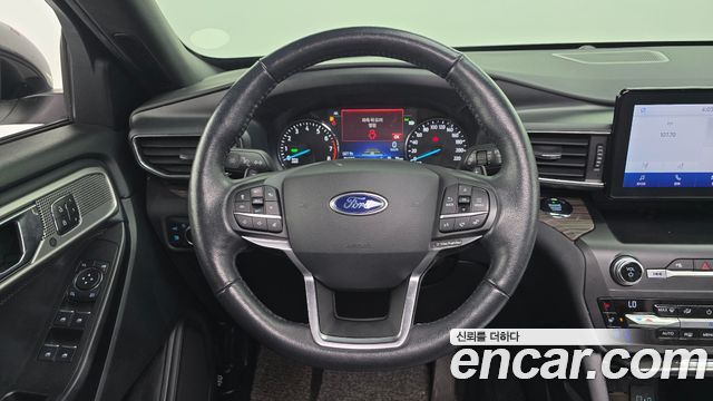 Ford Explorer 2020 — photo 15