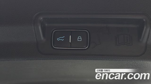 Ford Explorer 2020 — photo 20
