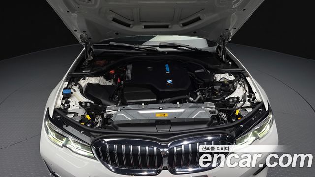 BMW 3-Series 2021 — photo 6