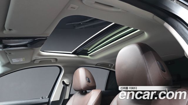 BMW 3-Series 2021 — photo 24