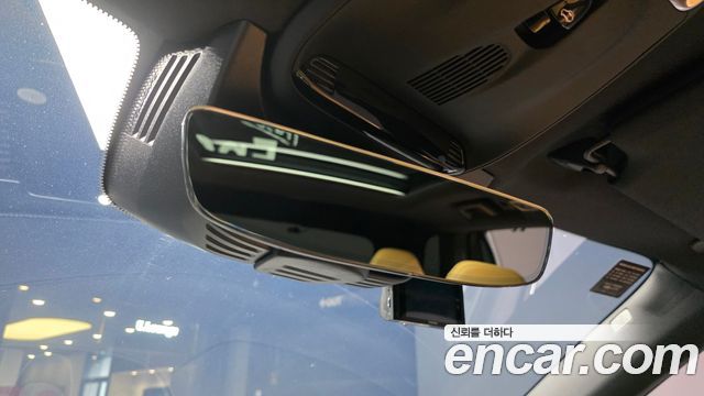 Volvo XC90 2022 — photo 25