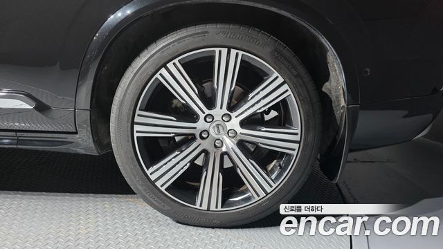 Volvo XC90 2022 — photo 7