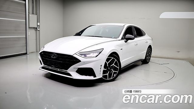 Hyundai Sonata 2022 — photo 1