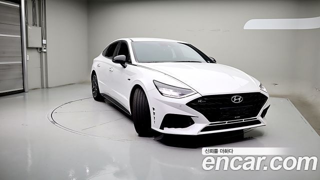 Hyundai Sonata 2022 — photo 2