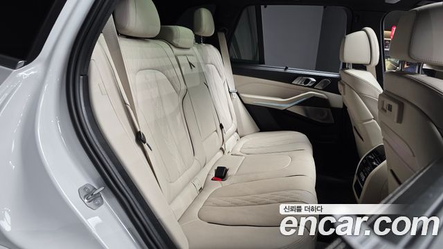 BMW X5 2022 — photo 13