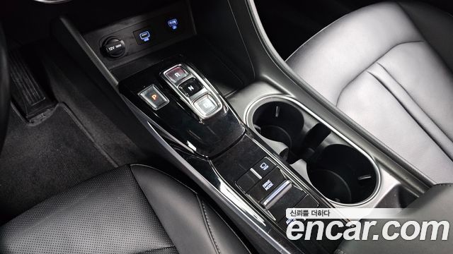 Hyundai Sonata 2022 — photo 12