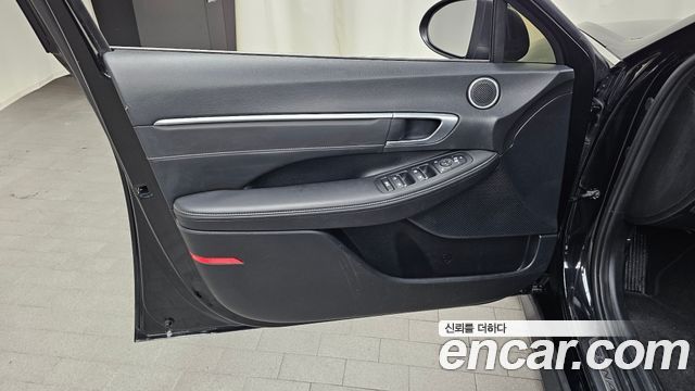 Hyundai Sonata 2022 — photo 14