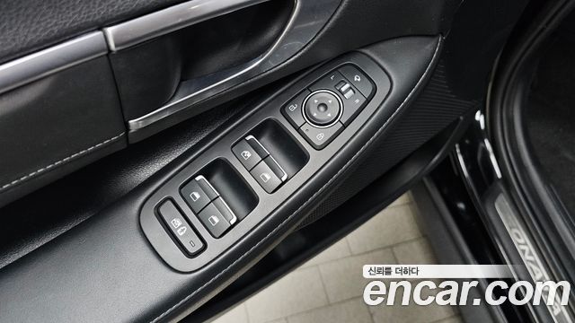 Hyundai Sonata 2022 — photo 30