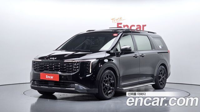 Kia Canival 2025 — photo 1