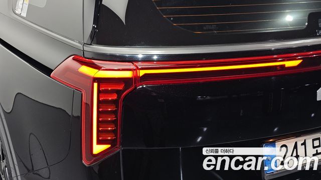 Kia Canival 2025 — photo 9