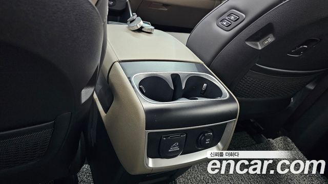 Kia Canival 2025 — photo 34
