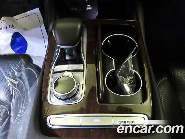 Kia K9 2021 — photo 12