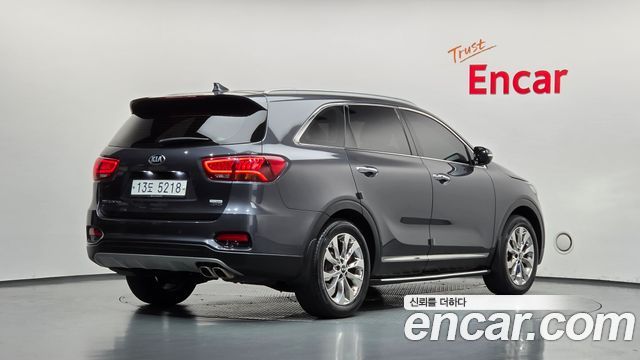 Kia Sorento 2019 — photo 2