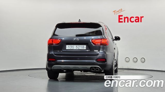Kia Sorento 2019 — photo 4