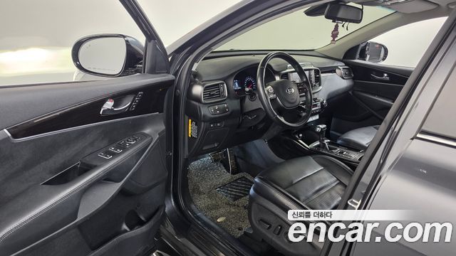 Kia Sorento 2019 — photo 13