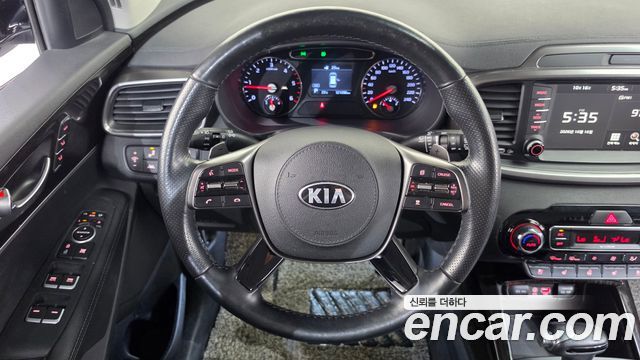 Kia Sorento 2019 — photo 20