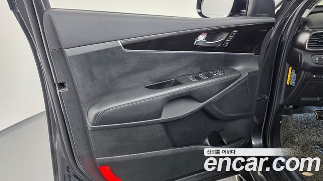 Kia Sorento 2019 — photo 14
