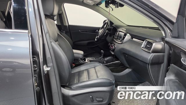 Kia Sorento 2019 — photo 16