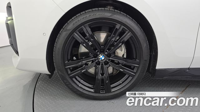 BMW i7 2025 — photo 5