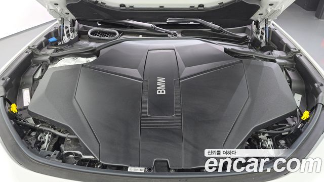 BMW i7 2025 — photo 6
