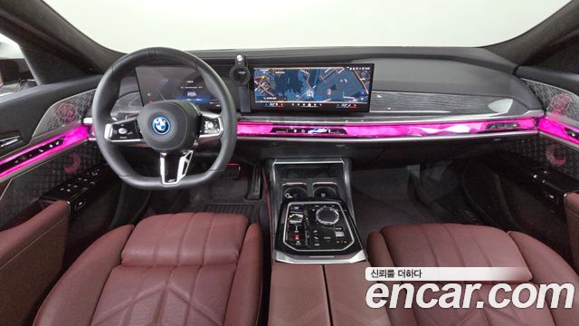 BMW i7 2025 — photo 10