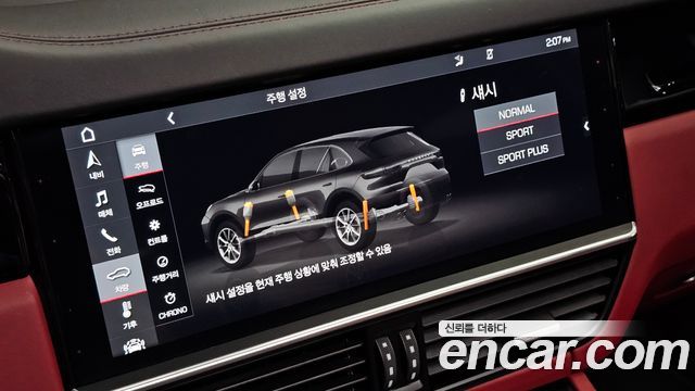 Porsche Cayenne 2019 — photo 26