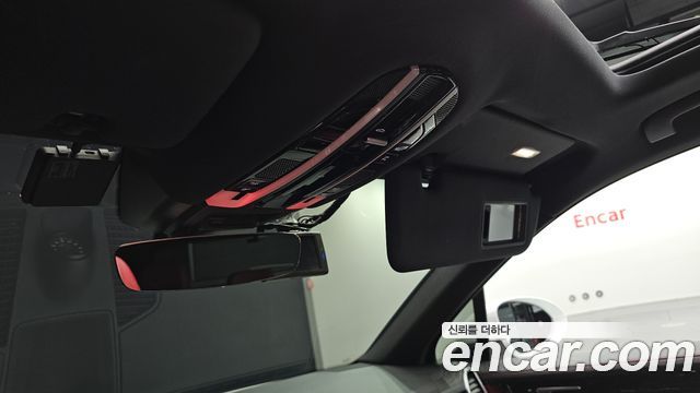 Porsche Cayenne 2019 — photo 29